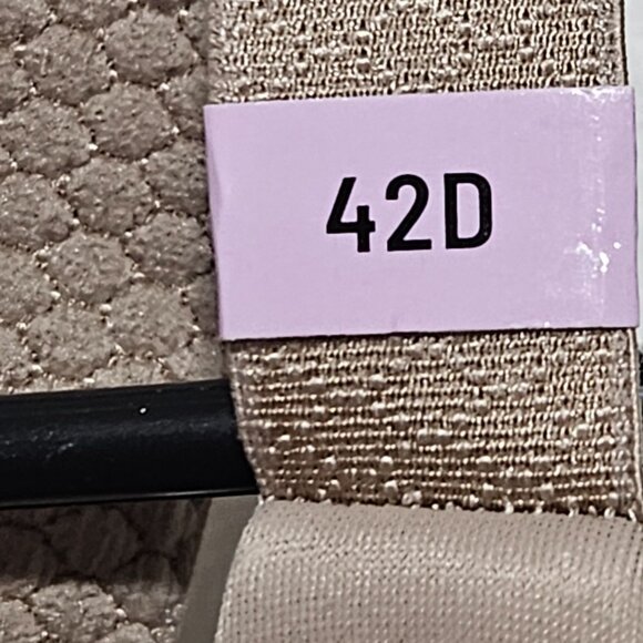 Vanity Fair Full Figure Underwire Padded Push Up Bra 76382 Size 42D Beige Lace - Picture 3 of 5